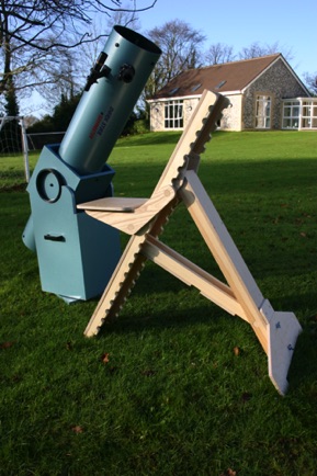 Issue August 2012
Observing Chair Issue August 2012
Observing Chair